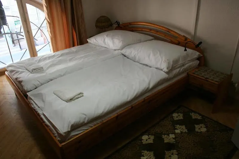 Walking Bed Budapest Downtown Hostel Magyarország